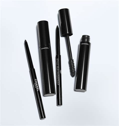 douglas mascara chanel le volume|Chanel mascara.